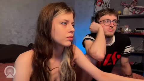 Philipp and Este online show from July 2026 05:23:02 AM