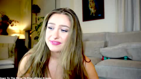 Lily online show from February 2025 04:26:02 AM