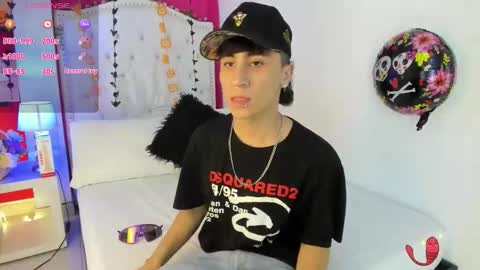 xaanderGrey online show from October 2025 07:43:01 PM