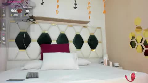 xaanderGrey online show from November 2025 03:52:02 AM