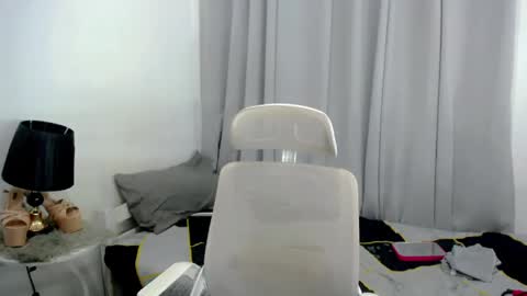 Snapshot of xairah_doux chatting on April 2026 06:30:01 AM xairah_doux online show from April 2026 06:30:01 AM
