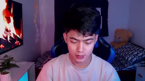 Prince Aldrian  online show from March 2025 12:22:01 AM