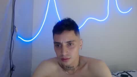 xalejo_max online show from November 2025 03:43:02 AM