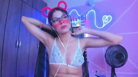 XALLYSONX online show from February 2025 02:47:02 PM
