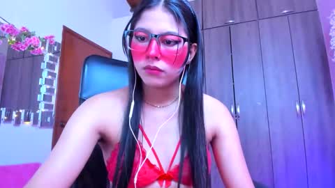 XALLYSONX online show from September 2025 11:25:01 AM