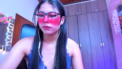 XALLYSONX online show from September 2025 11:26:02 AM