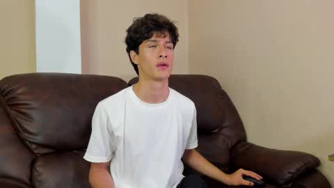 xam_collen online show from November 2025 03:25:02 PM