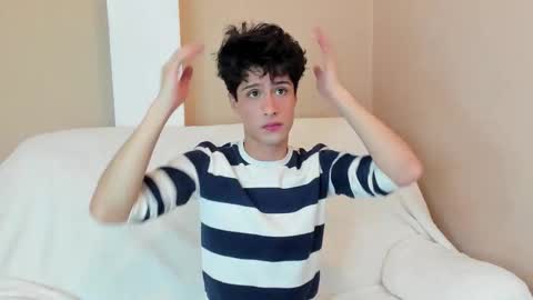 xam_collen online show from January 2026 05:17:02 PM