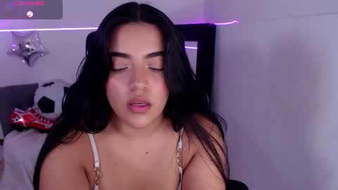 Snapshot of xambar_22x chatting on July 2026 02:36:01 AM xambar_22x online show from July 2026 02:36:01 AM