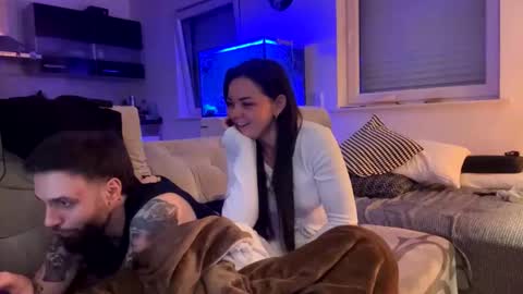 xamrelgneal online show from April 2026 06:50:01 PM