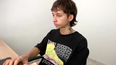 Xam online show from March 2025 08:27:02 PM