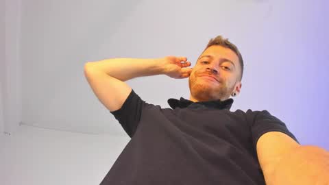 xandergunn online show from January 2025 01:43:01 PM