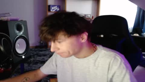 Snapshot of xandiigmusik chatting on September 2025 12:38:02 PM rx4per online show from September 2025 12:38:02 PM