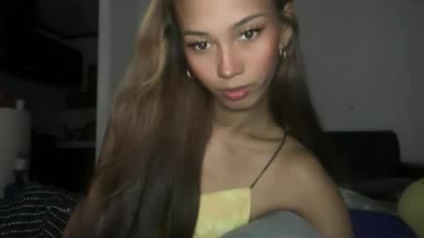 Cassandra online show from November 2025 08:52:01 PM