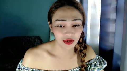 Snapshot of xangel_redx chatting on January 2025 01:24:01 AM ANGEL online show from January 2025 01:24:01 AM