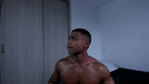 Xavier online show from February 2025 11:09:01 PM