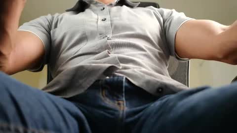 xavierloyd3 online show from September 2025 08:56:02 PM