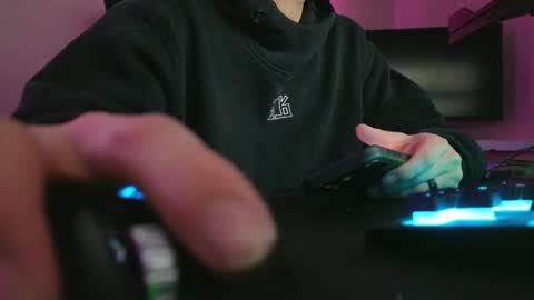 xburst online show from February 2026 01:37:02 AM