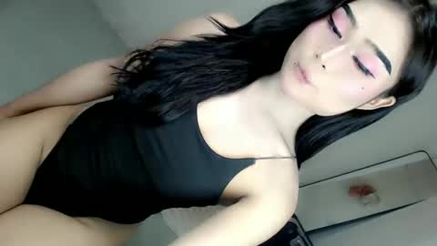 Snapshot of xchinita_kyanggx chatting on April 2026 05:41:01 PM kianna online show from April 2026 05:41:01 PM
