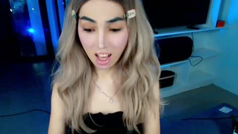 Hello ur lovely AMIRA  online show from October 2025 11:54:01 AM