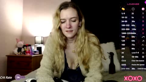 Snapshot of xelliee_rosex chatting on January 2025 11:34:01 AM EllieeRose online show from January 2025 11:34:01 AM