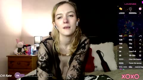 Snapshot of xelliee_rosex chatting on January 2025 05:54:02 AM EllieeRose online show from January 2025 05:54:02 AM