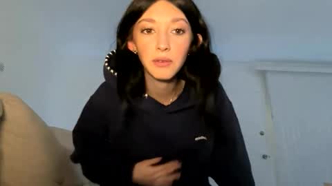 xenadreamx online show from April 2026 03:35:02 AM