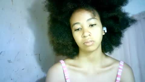 xenna610827 online show from February 2025 05:40:02 PM