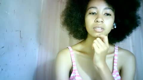 xenna610827 online show from March 2025 06:50:01 PM