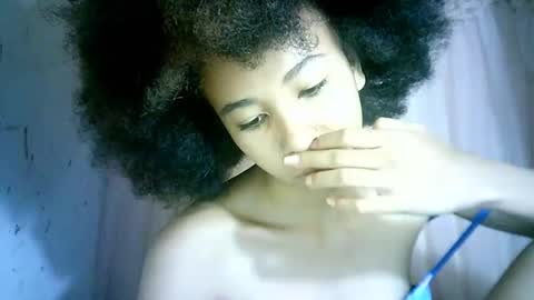 xenna610827 online show from March 2025 01:54:01 PM