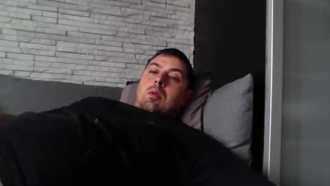 xfikusx44 online show from November 2025 08:24:01 AM