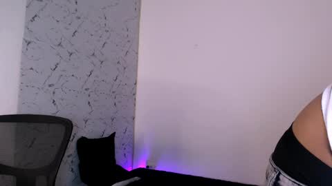 Xiao Keiko online show from April 2026 05:07:01 PM