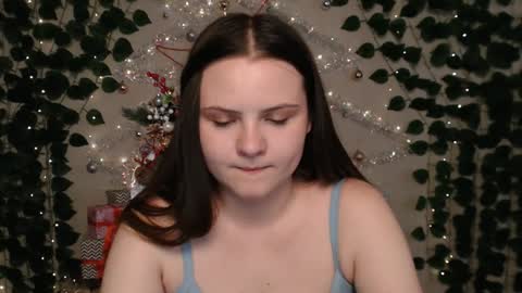 Lina online show from December 2024 07:13:02 AM