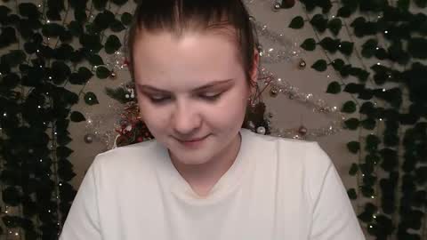 Lina online show from December 2024 07:29:02 AM