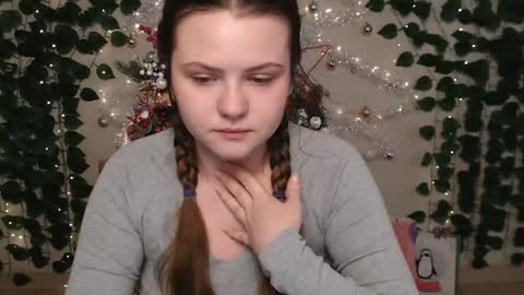 Lina online show from December 2024 07:33:02 AM