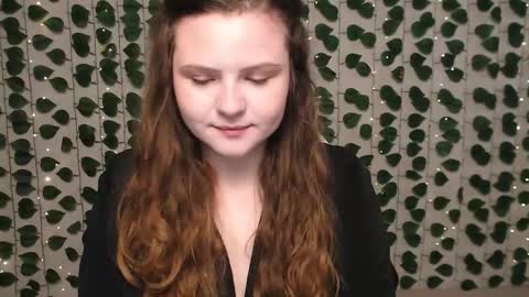 Lina online show from January 2025 04:13:01 AM