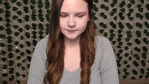 Lina online show from February 2025 04:10:01 AM