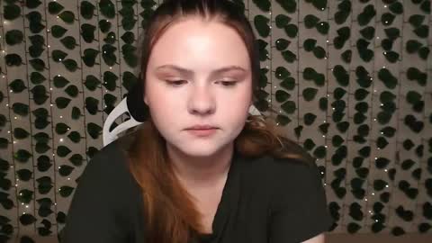 Lina online show from February 2025 04:11:02 AM