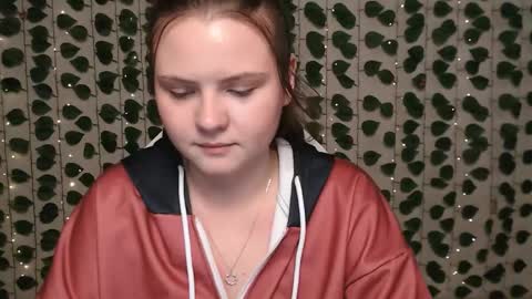 Lina online show from February 2025 07:04:02 AM