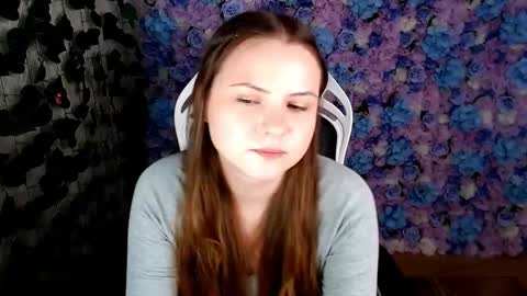 Lina online show from September 2025 05:29:01 AM