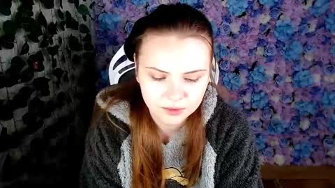 Lina online show from September 2025 05:11:02 AM