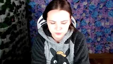 Lina online show from October 2025 06:12:02 AM