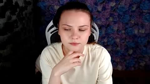 Lina online show from October 2025 05:07:02 AM