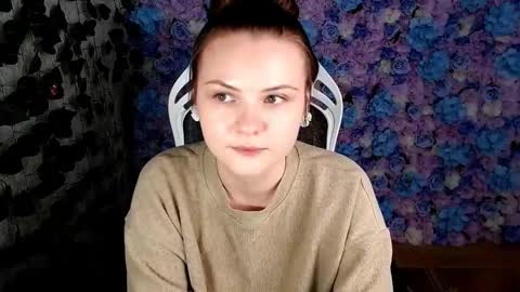 Lina online show from October 2025 05:18:01 AM