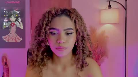 Snapshot of ximena_sotto1 chatting on December 2024 12:07:01 AM camila online show from December 2024 12:07:01 AM