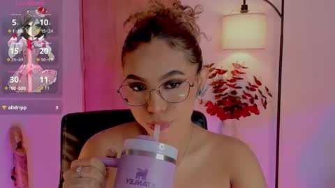 Snapshot of ximena_sotto1 chatting on September 2025 08:45:01 PM camila online show from September 2025 08:45:01 PM
