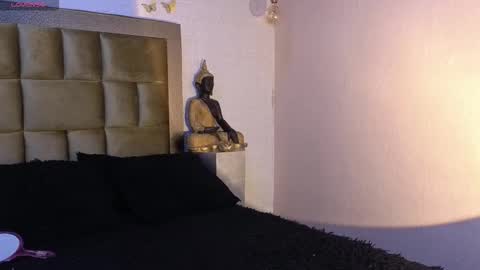 ximena online show from December 2025 09:09:01 PM