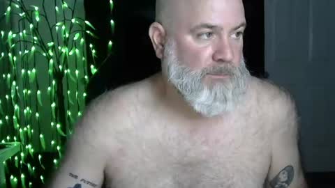 Snapshot of xjohnniex77 chatting on July 2026 01:54:01 AM MrSlowBurn77 online show from July 2026 01:54:01 AM