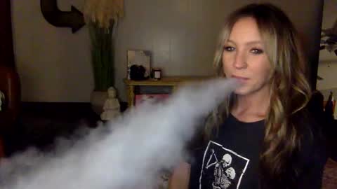 xLacyy online show from December 2024 03:52:02 AM