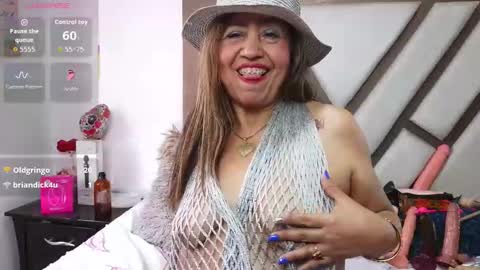 xladyluna online show from February 2026 03:43:01 PM